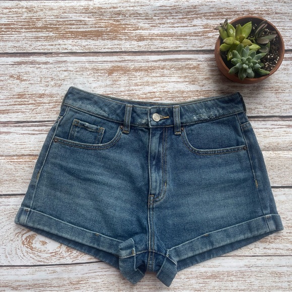 PacSun Jean Shorts Size 26- Mom Short - Picture 2 of 4